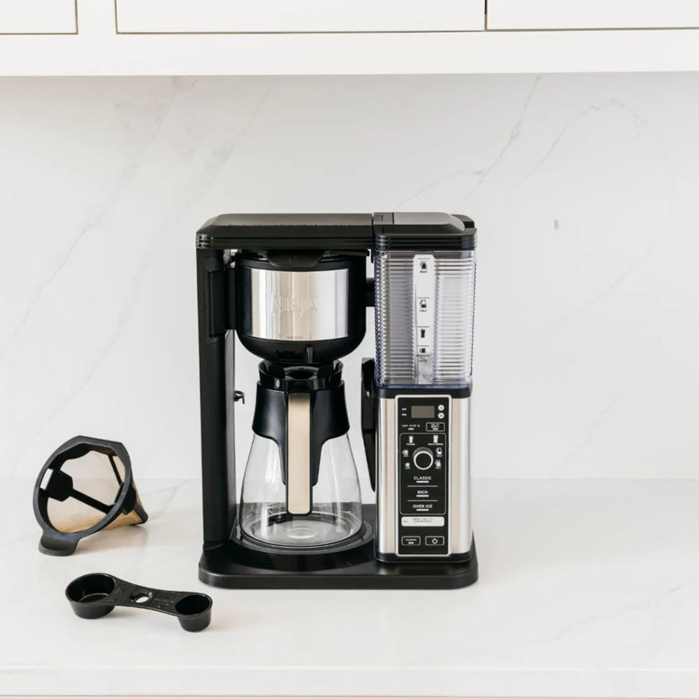 10-Cup Coffee Maker with Glass Carafe O6994