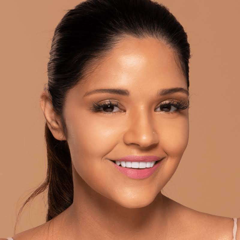 Flawless Radiance Skincare Foundation W2983