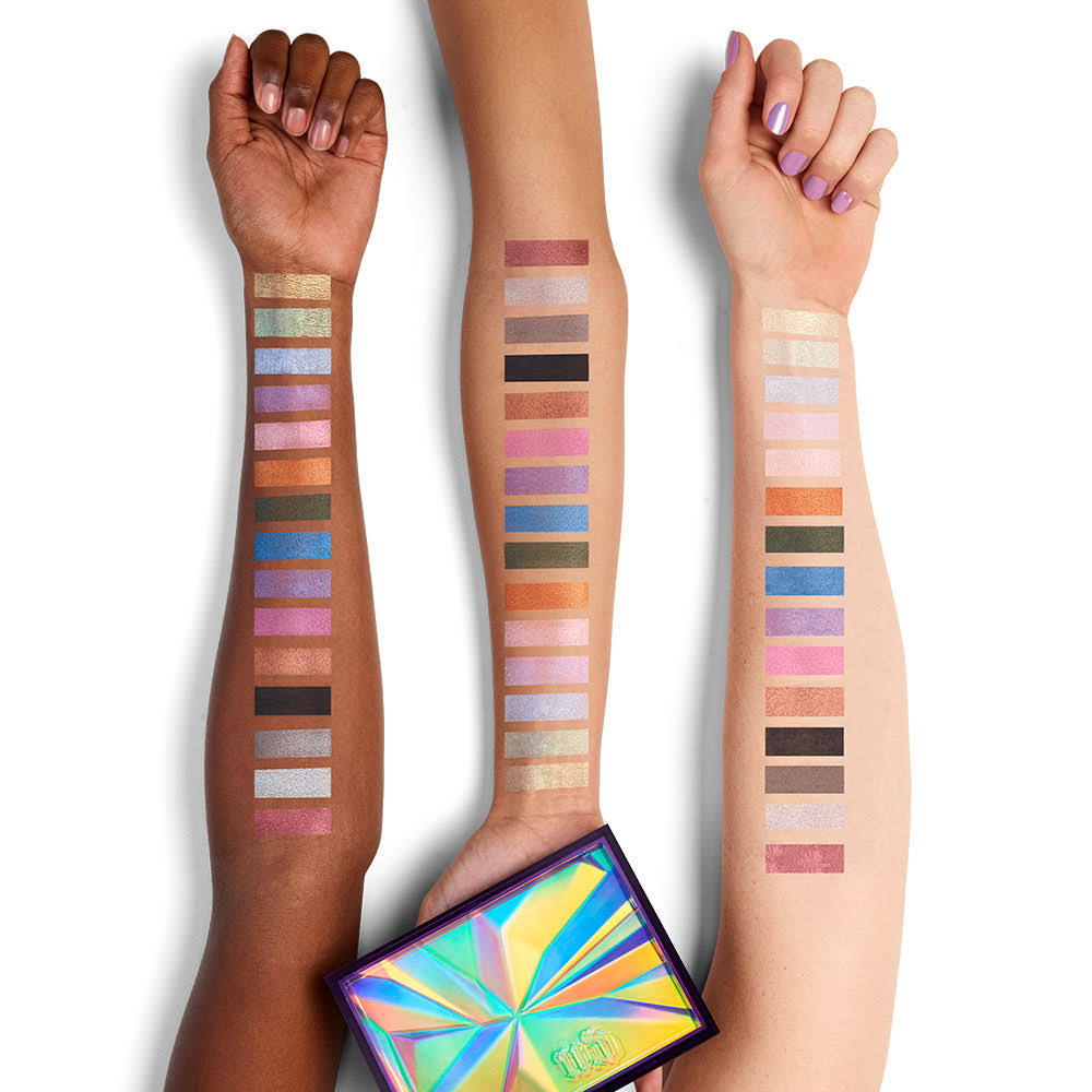 Distortion Eyeshadow Palette P921