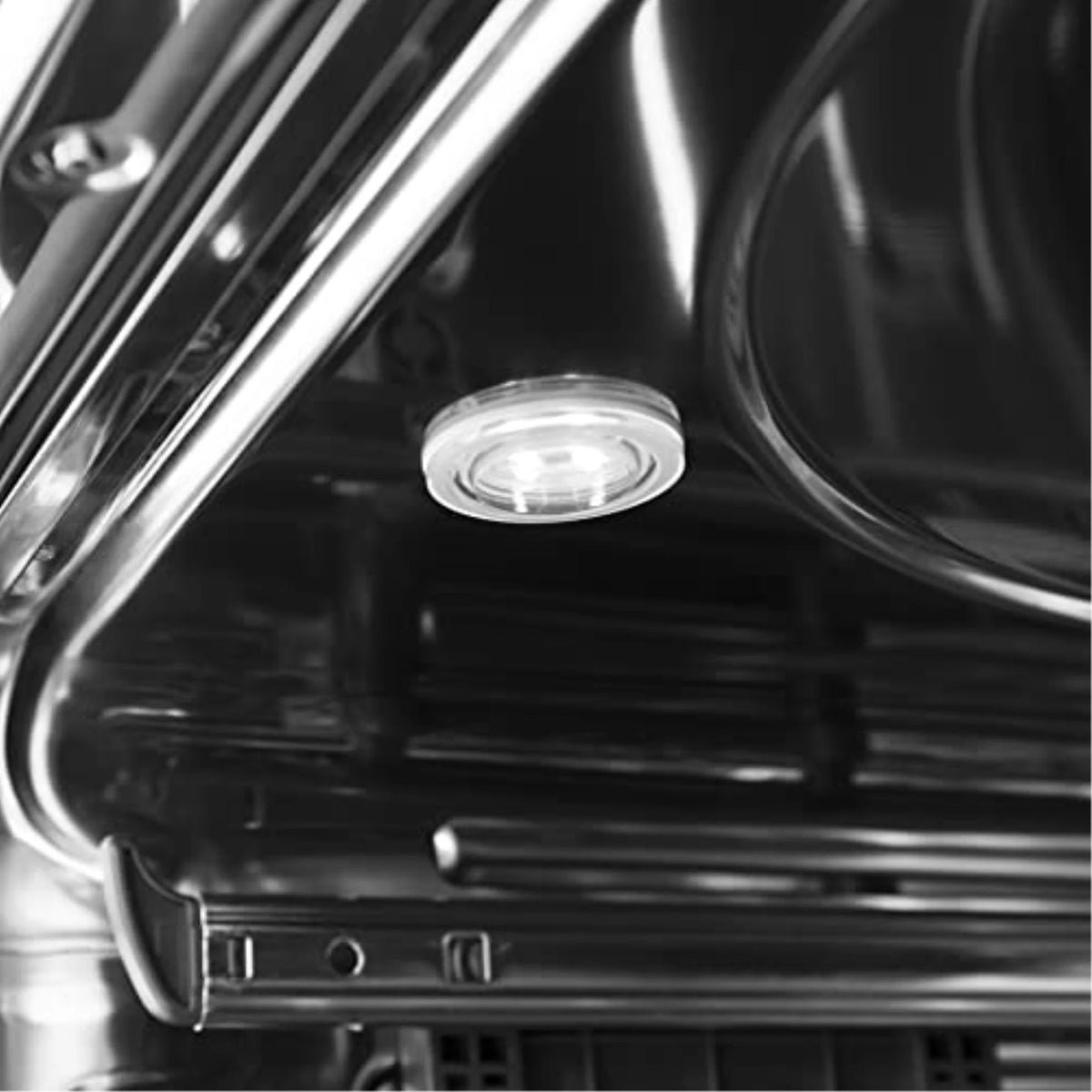 Tall Tub Style Dishwasher W572