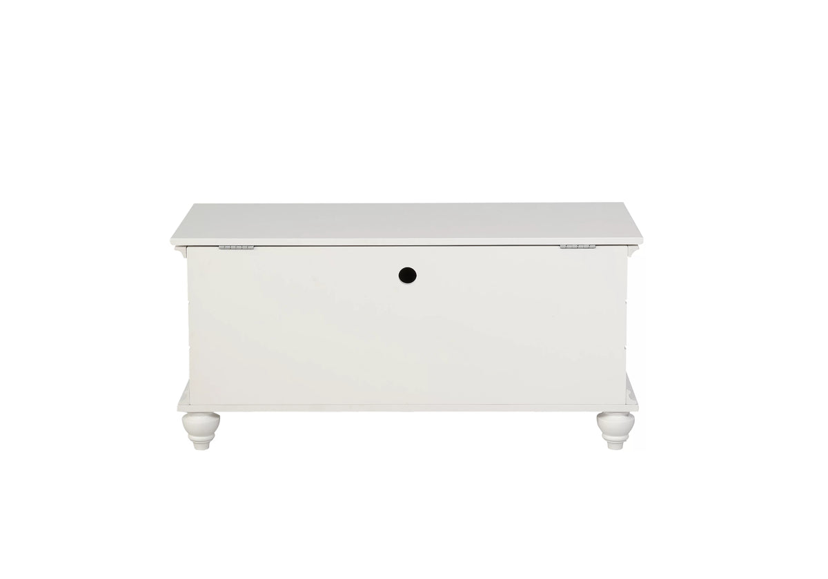 White Cedar Storage Chest T3977