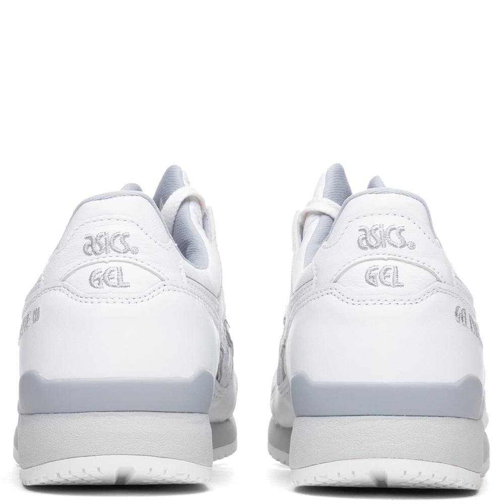 White Sneakers G77305
