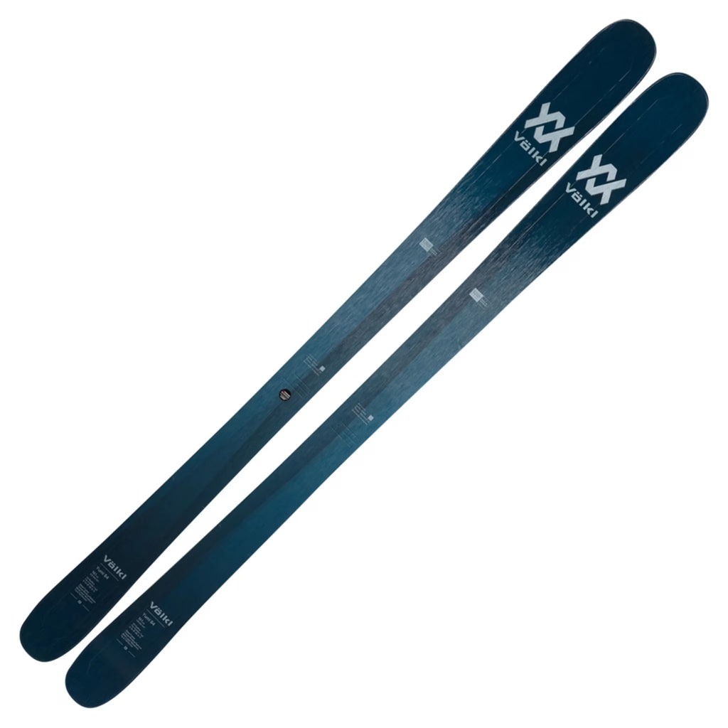 84 Skis J415826