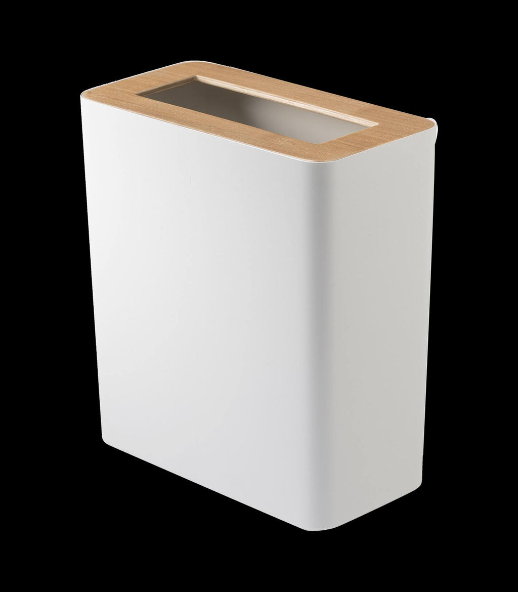 White Trash Can D544817