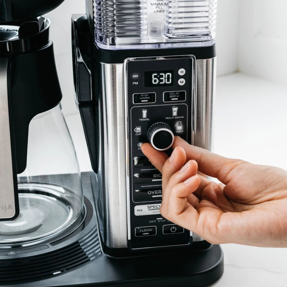 10-Cup Coffee Maker with Glass Carafe O6994