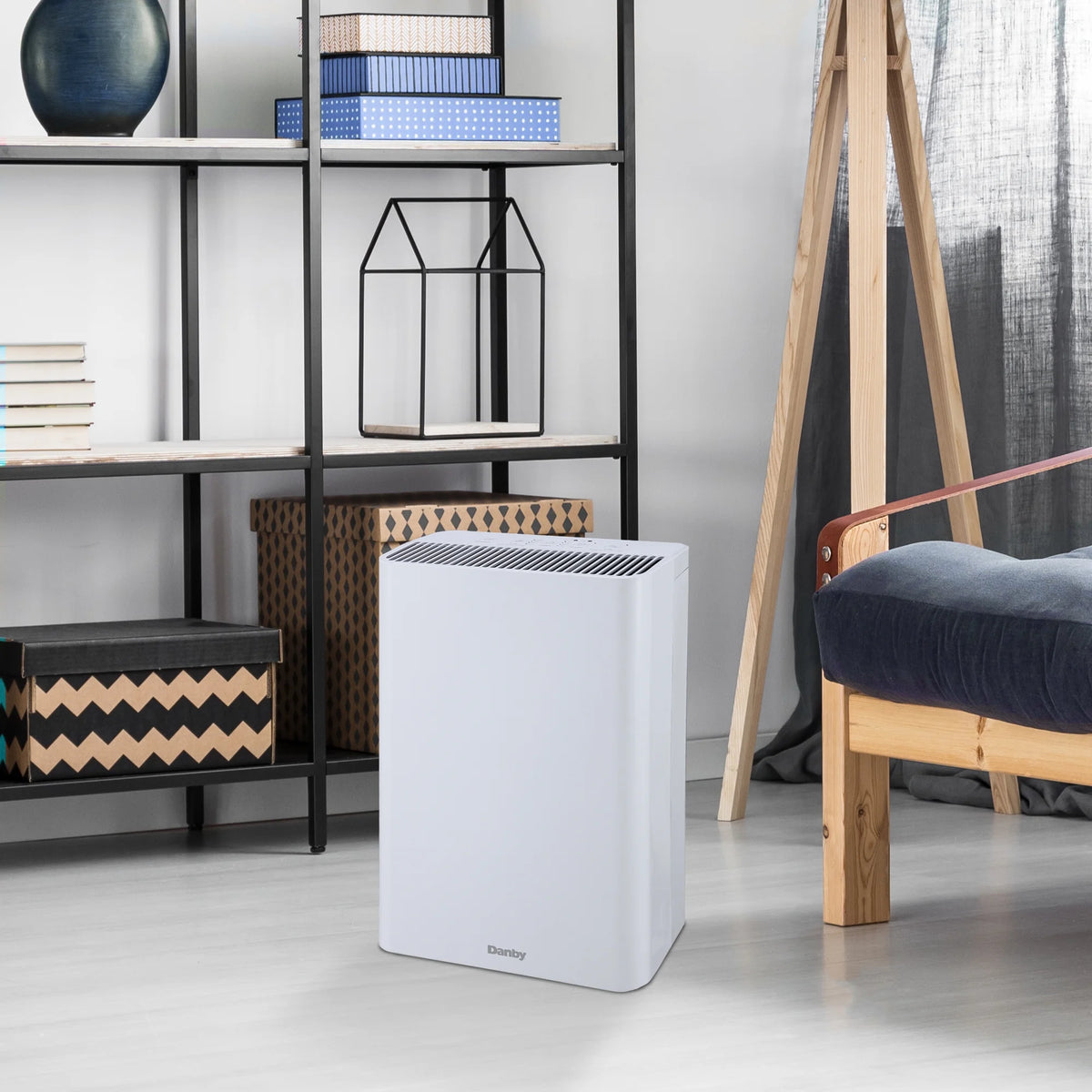 White True HEPA Air Purifier M891675