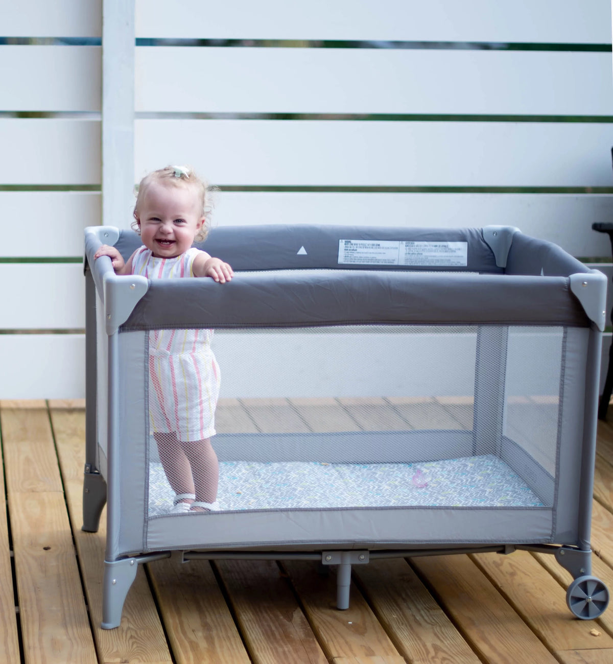 Portable Compact Baby Play Yard M62848