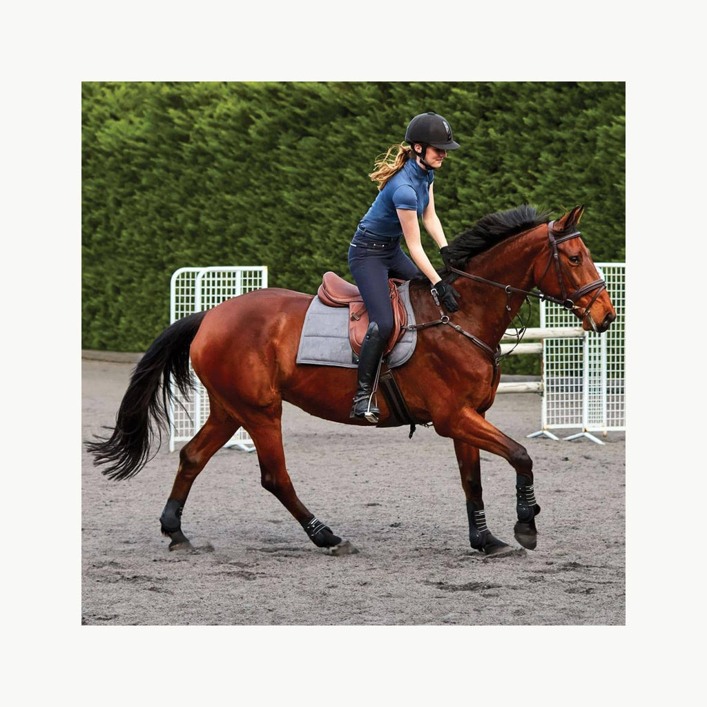 Brown Close Contact Saddle T20731