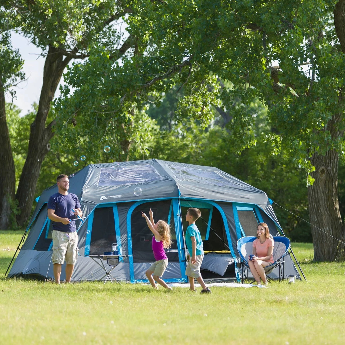 14'x10' 10-Person Dark Rest Instant Cabin Tent L433