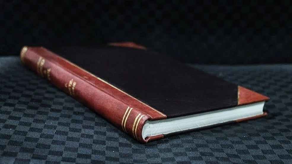 Leatherbound Book L673