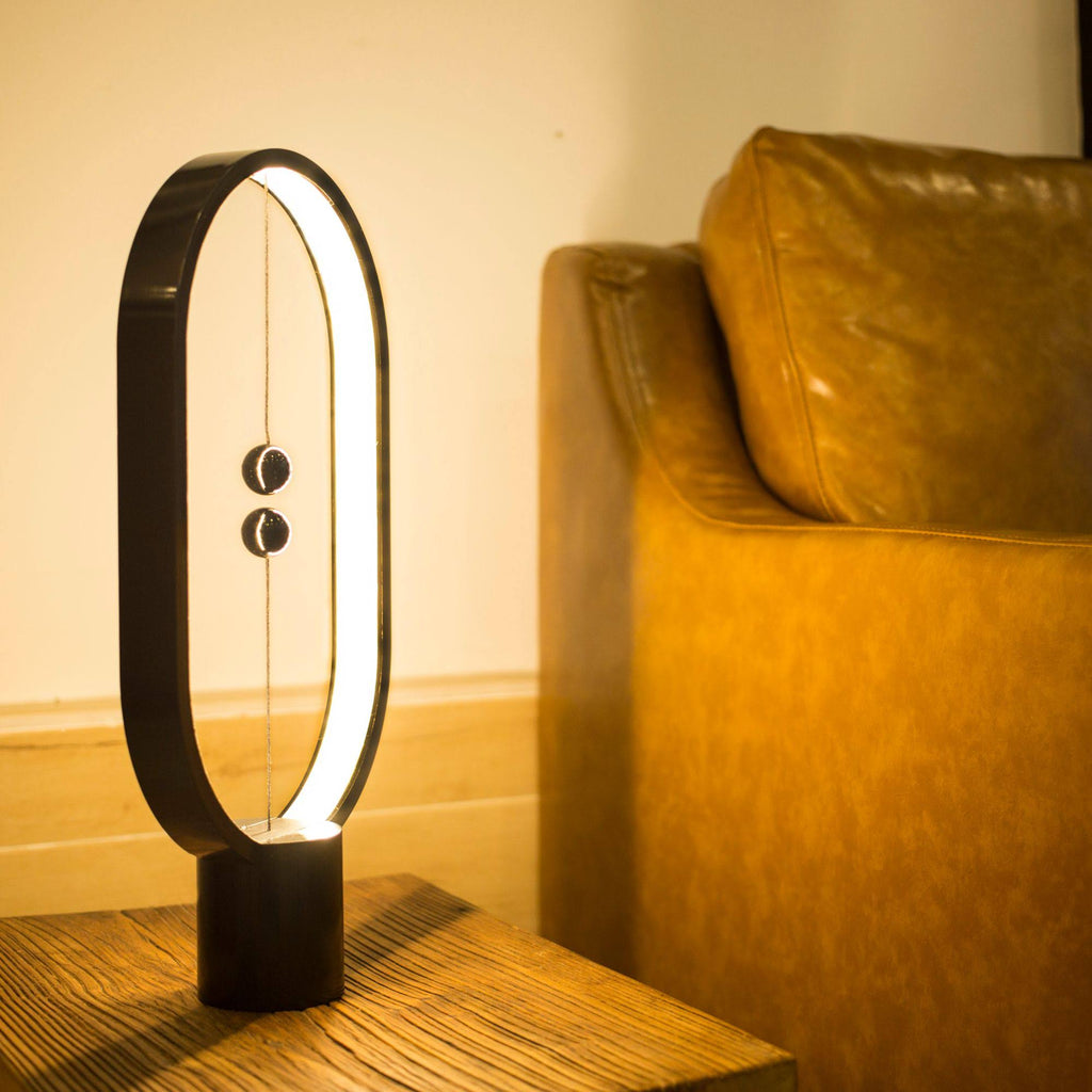 Dark Wood Balance Lamp O20371