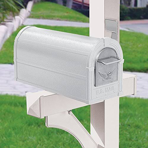 White/Silver Rural Mailbox U40526