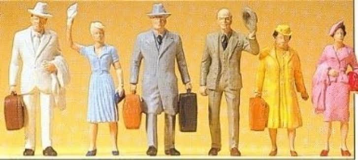 Standing Passengers Figures A571140