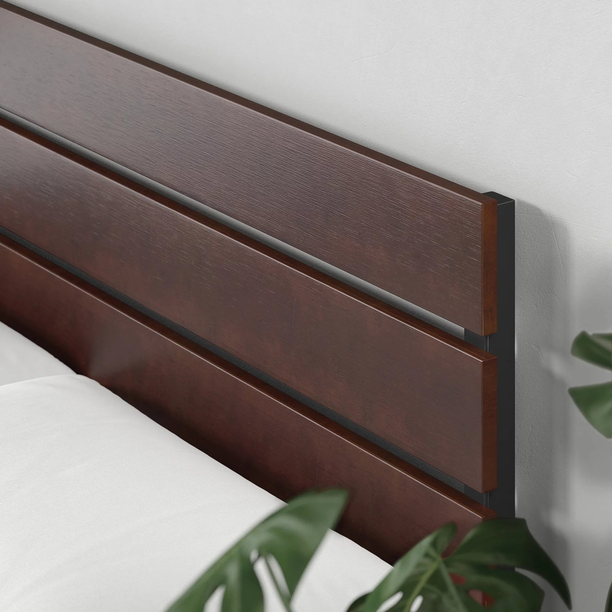 Queen Bamboo and Metal Platform Bed Frame K934