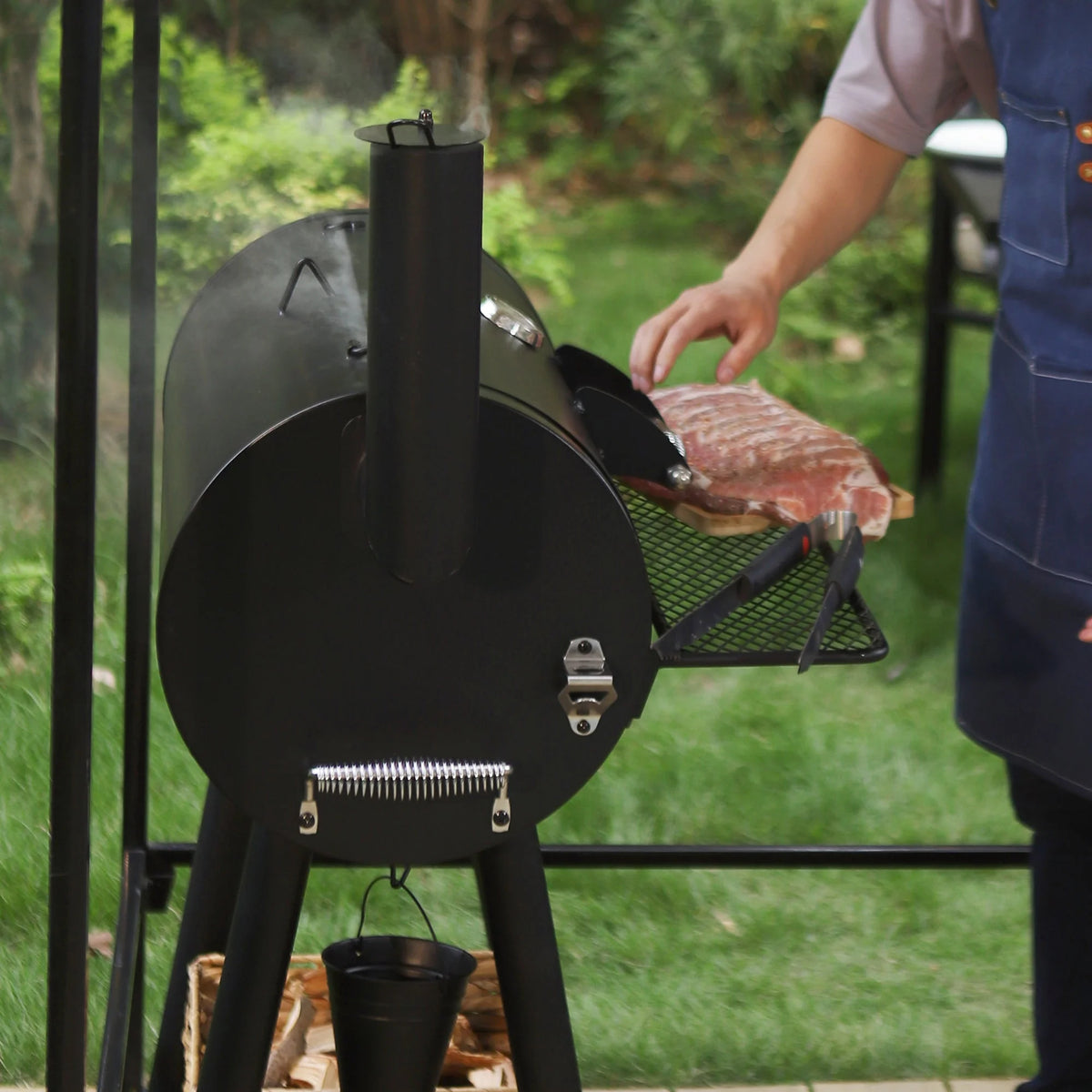 Portable Charcoal Grill with Offset Smoker R814622