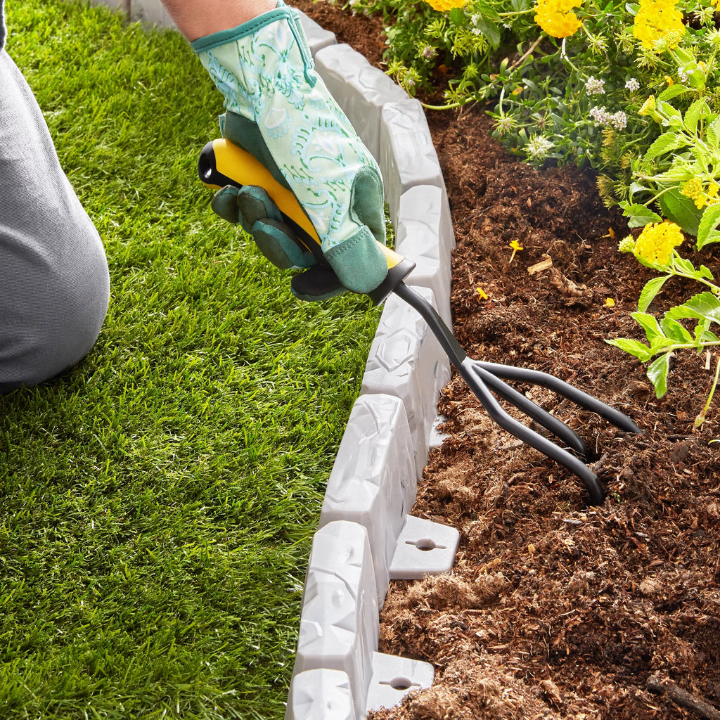 Faux Stone No-Dig Landscape Edging 10-ft. Plastic Gray Q226782